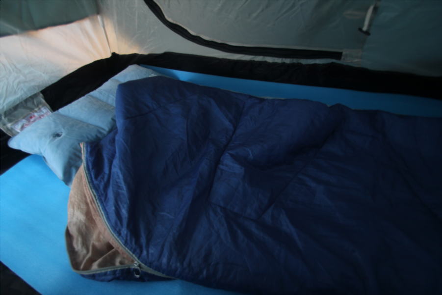 テント内寝具